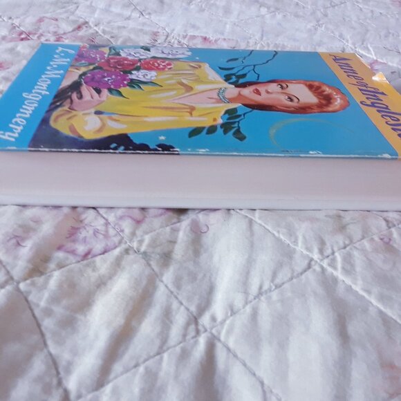 1939 Anne of Ingleside L.M Montgomery Canadian Edition Hardcover - Picture 5 of 16